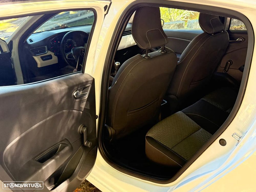 Renault Clio 1.5 Blue dCi Limited - 10