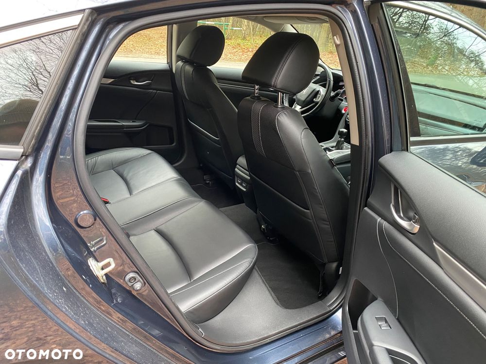 Honda Civic 1.5 T Executive - 21