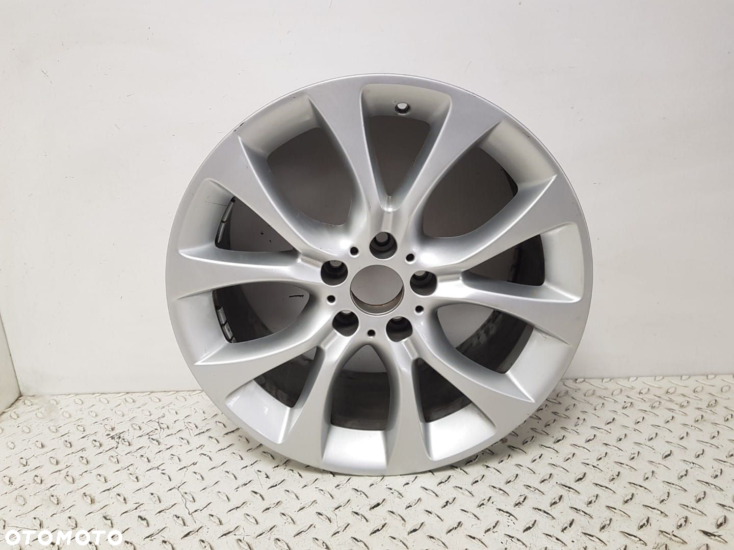 ŁADNA ORYGINALNA FELGA ALUMINIOWA ALUFELGA BMW X5 F15 9.0 X 19 5X120 ET48 6853953 - 2