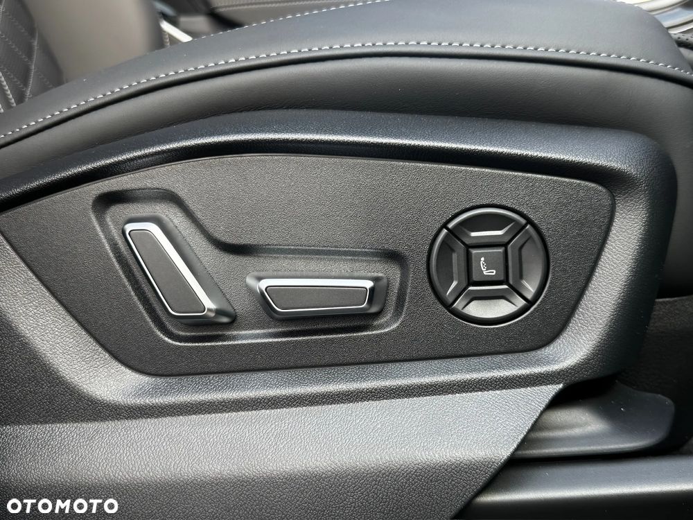 Audi Q7 TFSI e PHEV 360 kW Quattro S Line Tiptr - 40