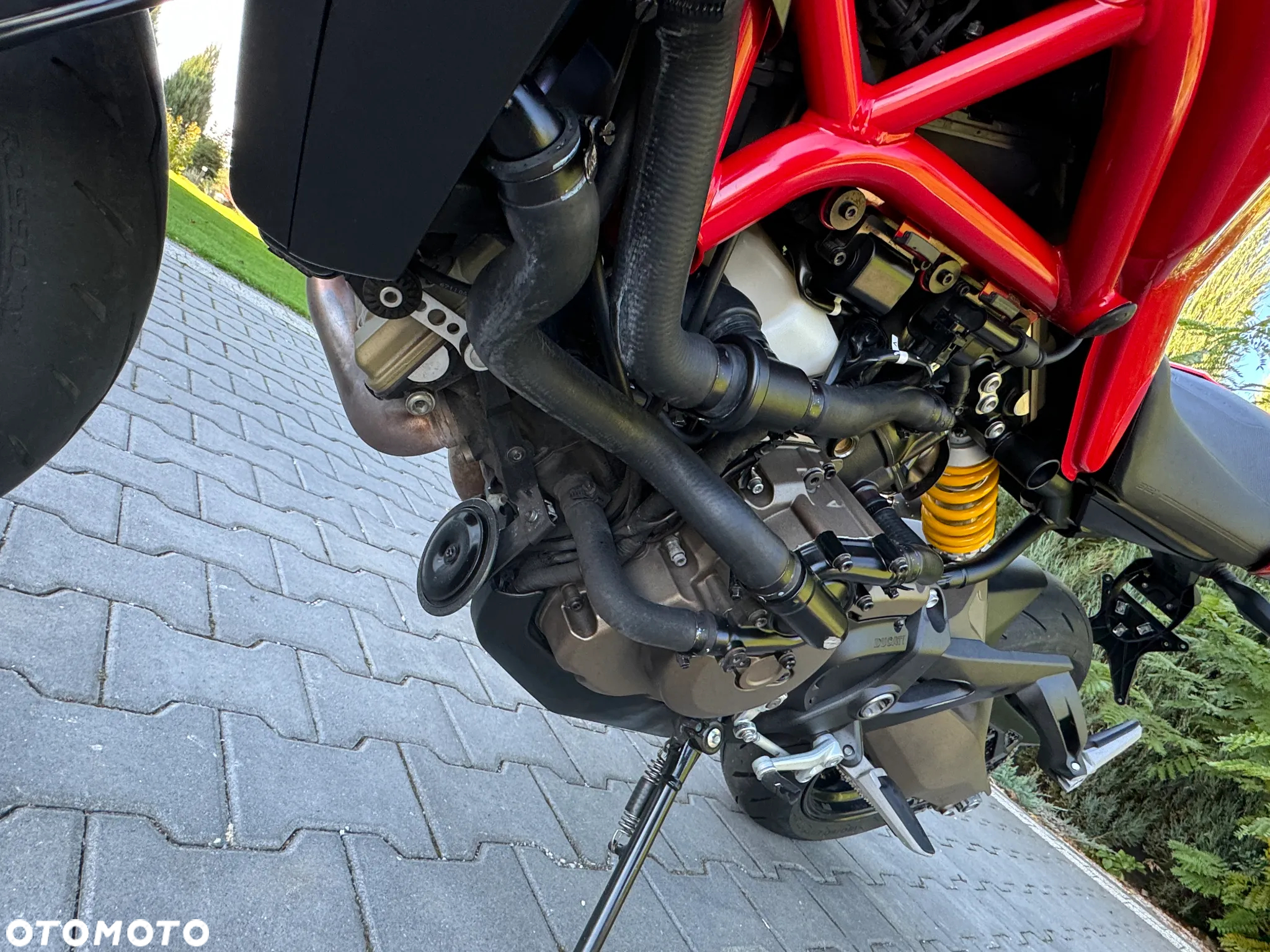 Ducati Monster - 32