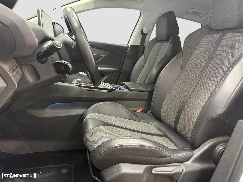 Peugeot 3008 1.2 PureTech Allure - 8