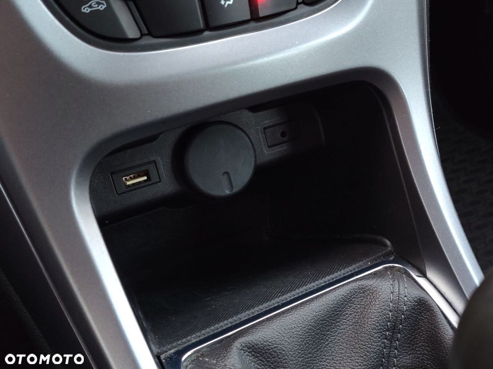 Opel Astra 1.4 T Business EU6 - 17