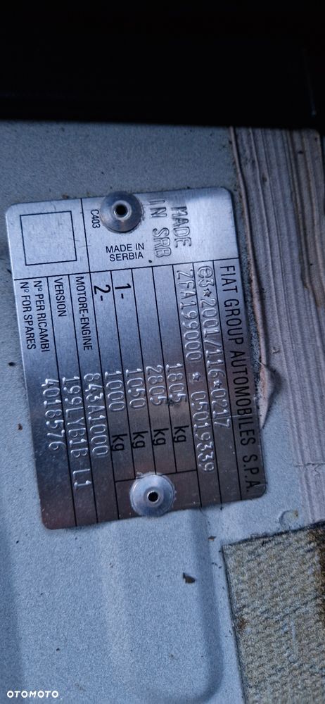 Fiat 500L Urban 1.4 16V Lounge - 19