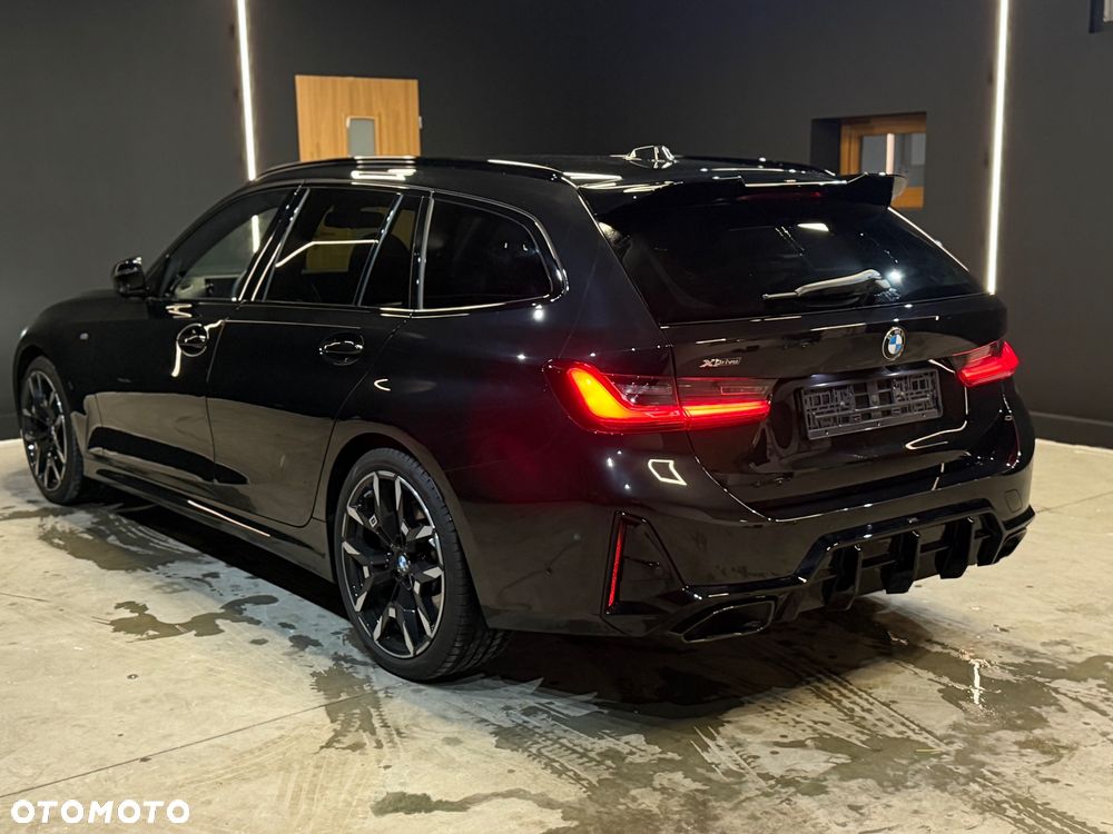 BMW Seria 3 330d xDrive mHEV M Sport - 17