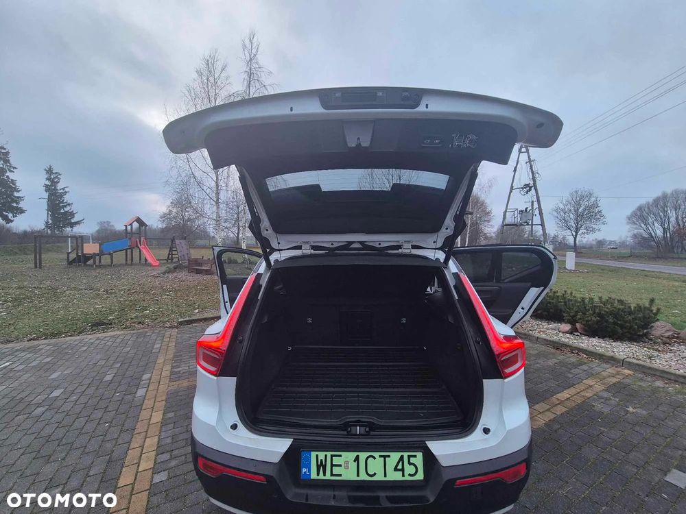 Volvo XC 40 - 9