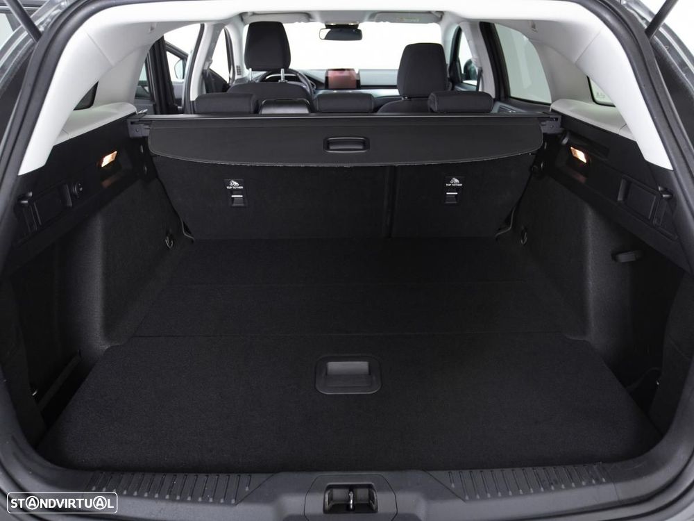 Ford Focus SW - 12