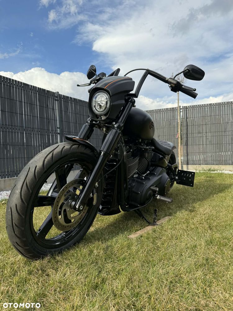 Harley-Davidson Softail Street Bob - 2