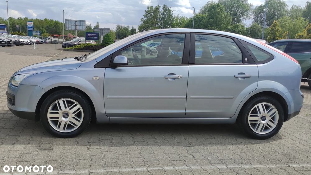 Ford Focus 1.6 Ti-VCT Ghia - 3