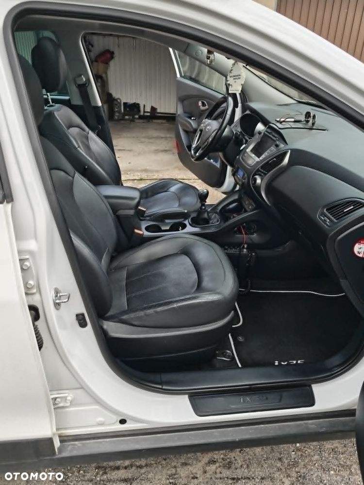 Hyundai ix35 1.7 CRDi Premium 2WD - 24