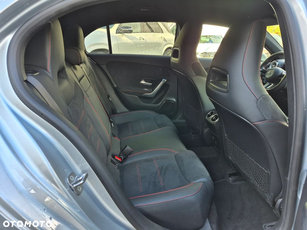 Mercedes-Benz Klasa A 200 AMG Line 7G-DCT - 26