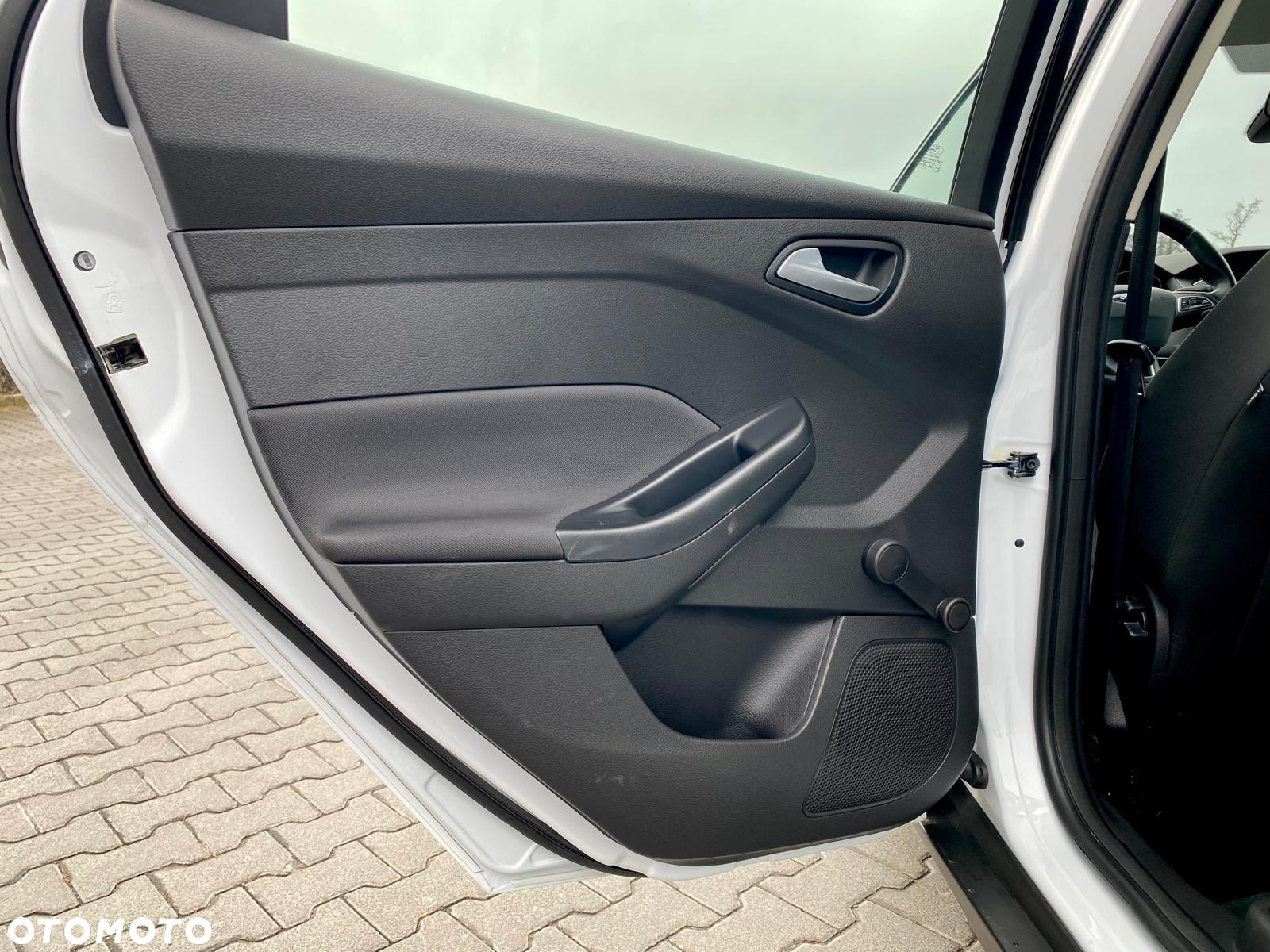 Ford Focus 1.0 EcoBoost Connected - 25