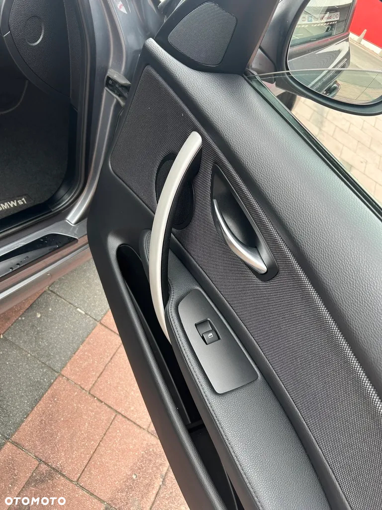 BMW Seria 1 120d - 24