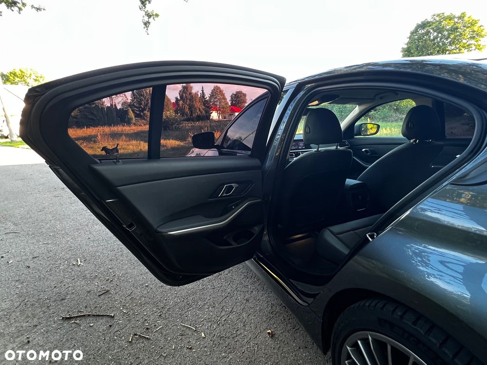 BMW Seria 3 320d Advantage sport - 18