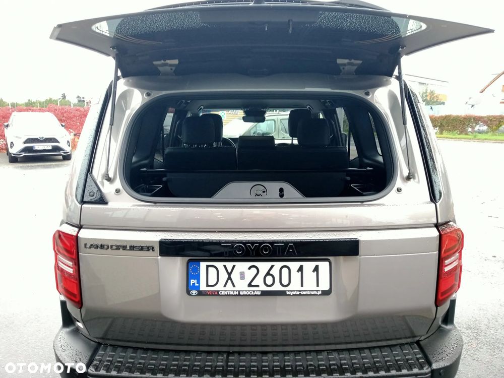 Toyota Land Cruiser LC 2.8 D-4D Invincible - 5