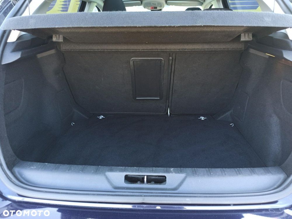Peugeot 308 - 9