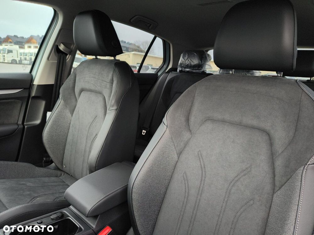 Volkswagen Golf - 16