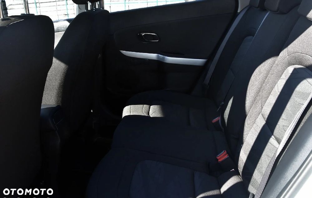 Kia Ceed - 22