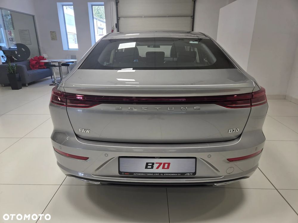 Bestune B70 - 4