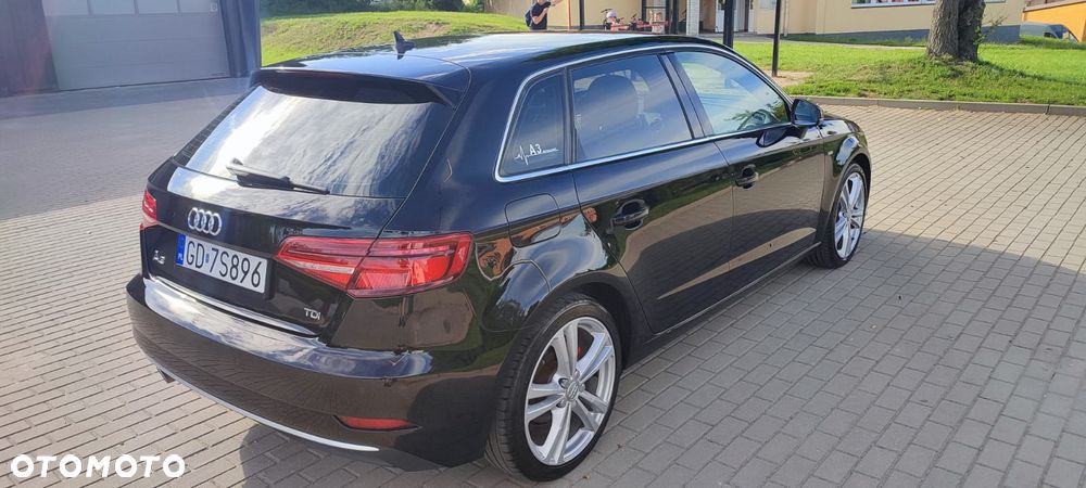 Audi A3 Sportback - 3