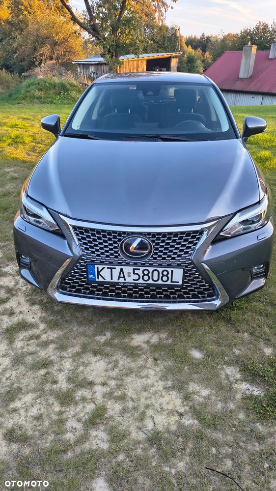 Lexus CT - 2