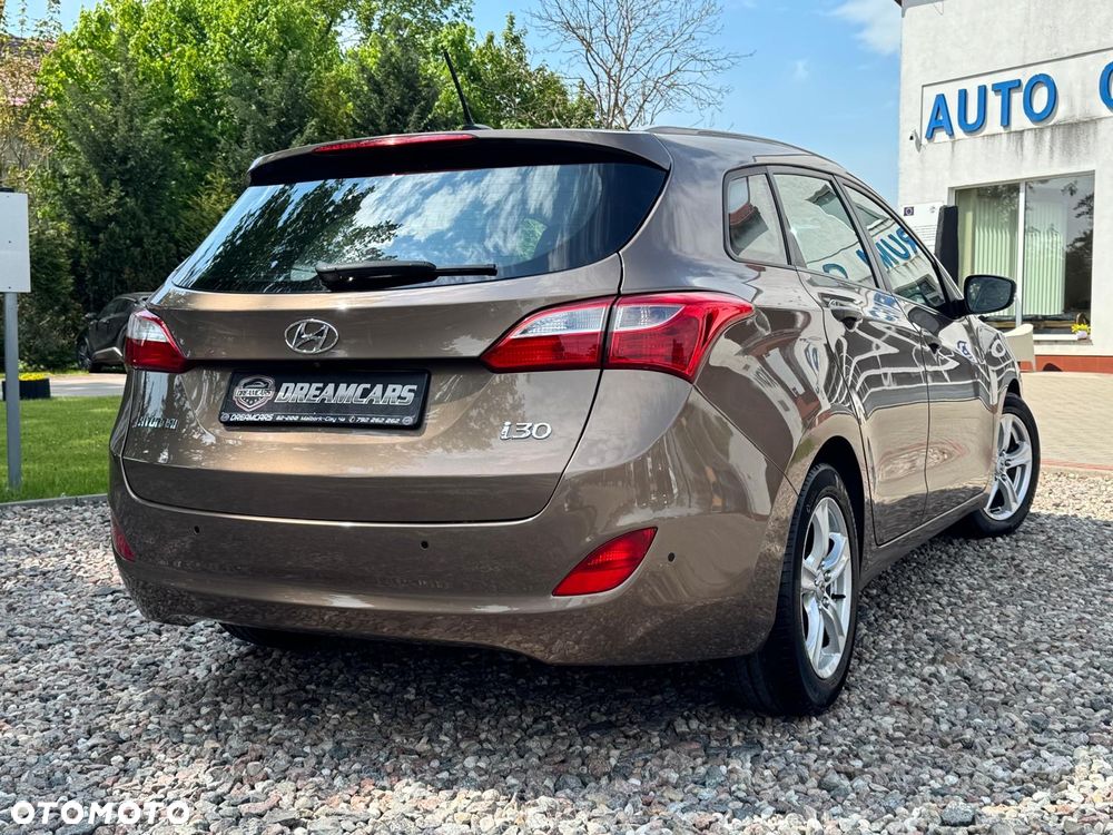 Hyundai i30 - 11