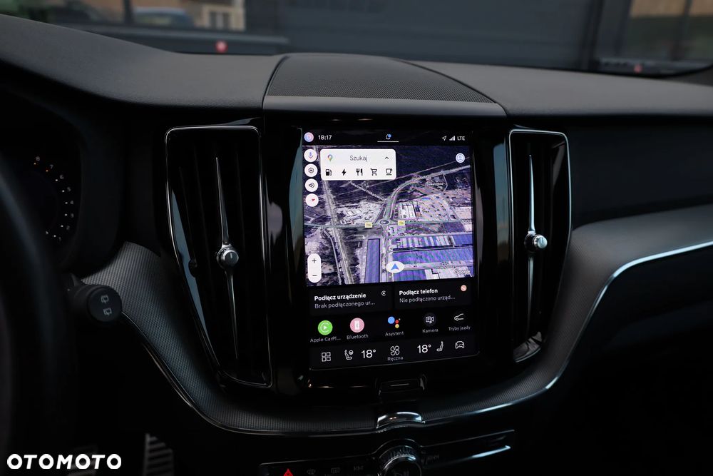 Volvo XC 60 T6 AWD Recharge Geartronic RDesign - 12