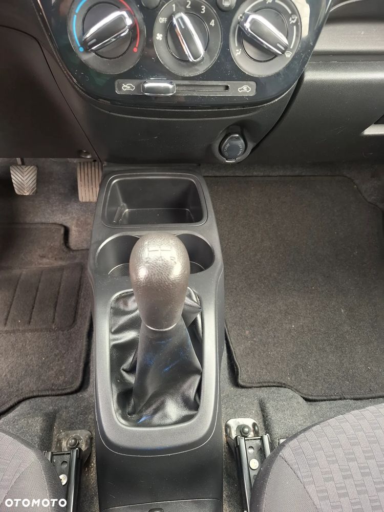 Mitsubishi Space Star 1.0 Active - 12