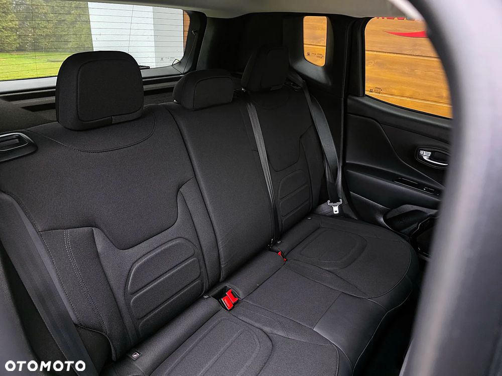 Jeep Renegade 1.4 MultiAir Night Eagle - 10