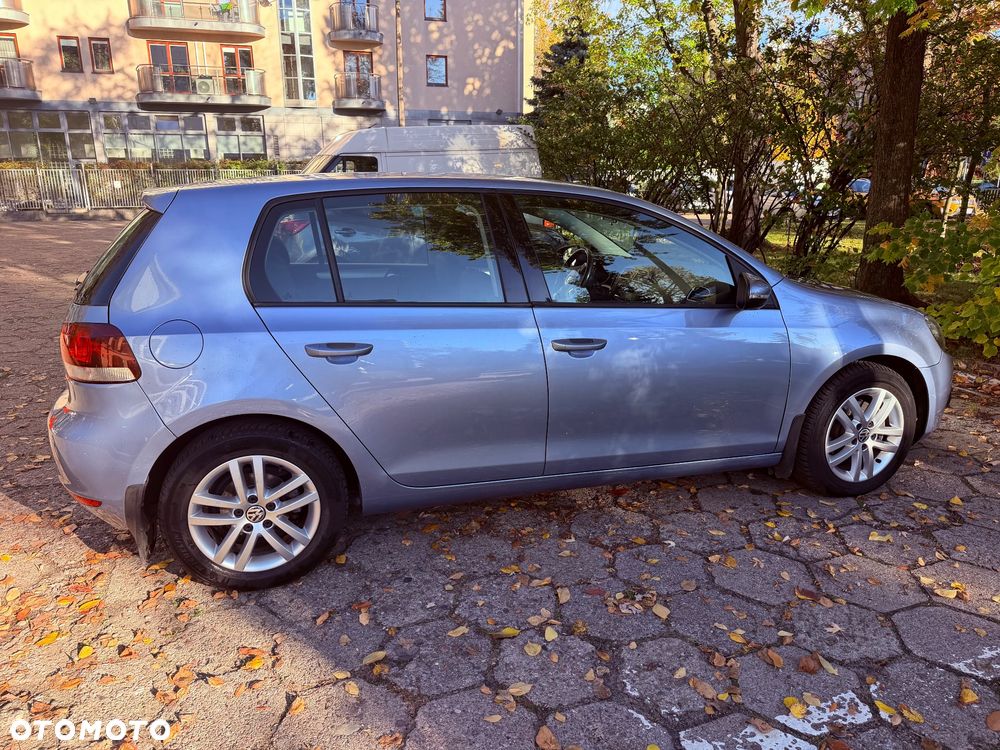 Volkswagen Golf - 8