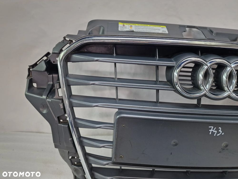 AUDI A3 8V0 / 8V3 / 8V 12- ATRAPA / GRILL PRZEDNI PRZÓD , NR 8V3853651 , NR AUKCJI GL743 - 5