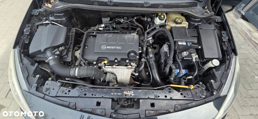 Opel Astra 1.4 Turbo Active - 39
