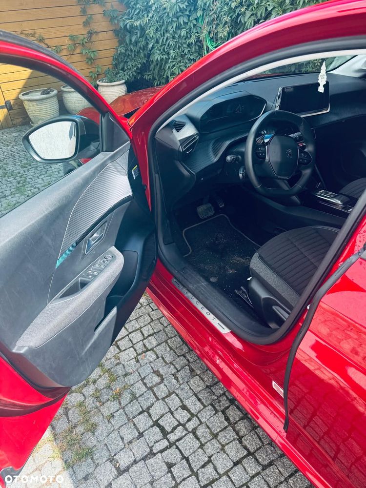 Peugeot 208 - 9