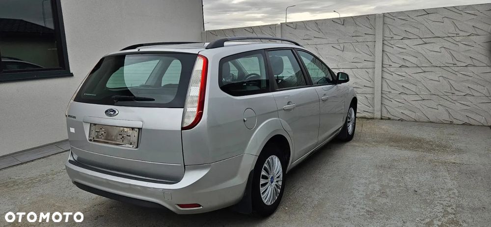 Ford Focus - 10