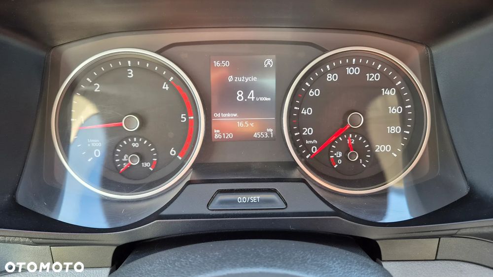 Volkswagen Crafter - 12