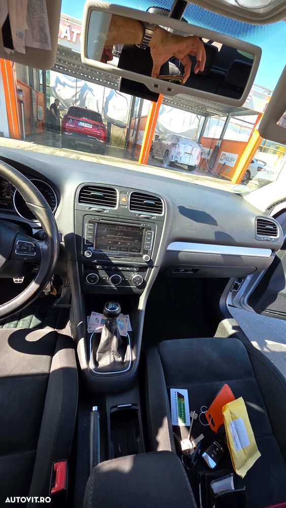 Volkswagen Golf 2.0 TDI Highline - 15