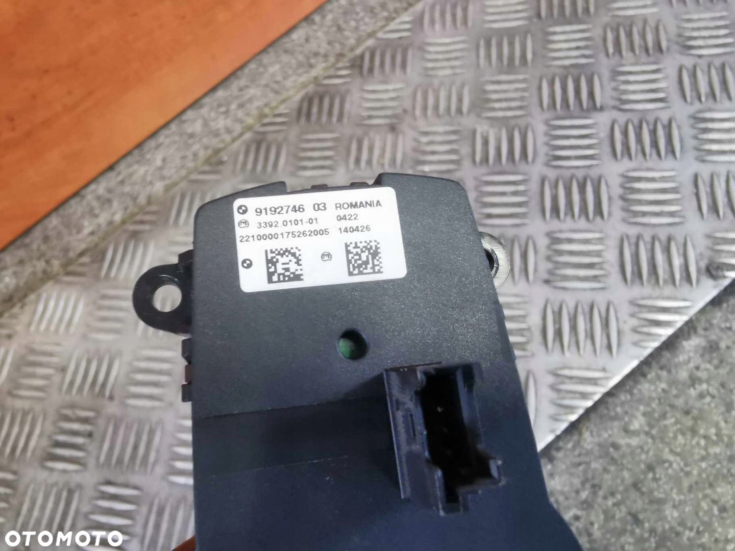 WŁĄCZNIK ŚWIATEŁ BMW F10/F11 OE 9192746 - 3
