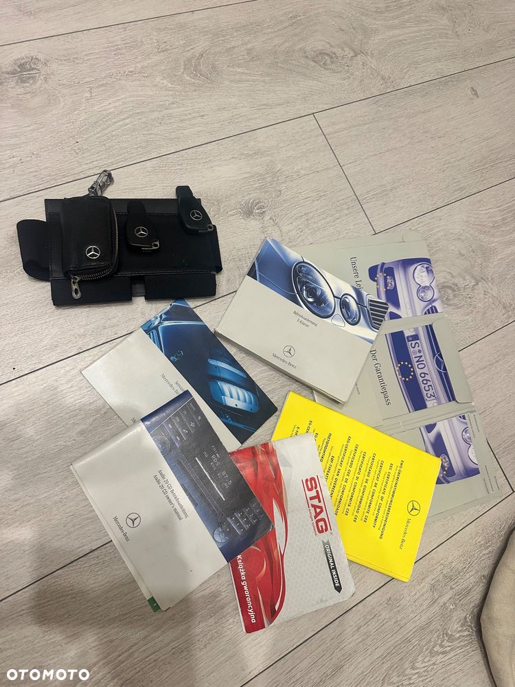 Mercedes-Benz Klasa E 240 Elegance - 40