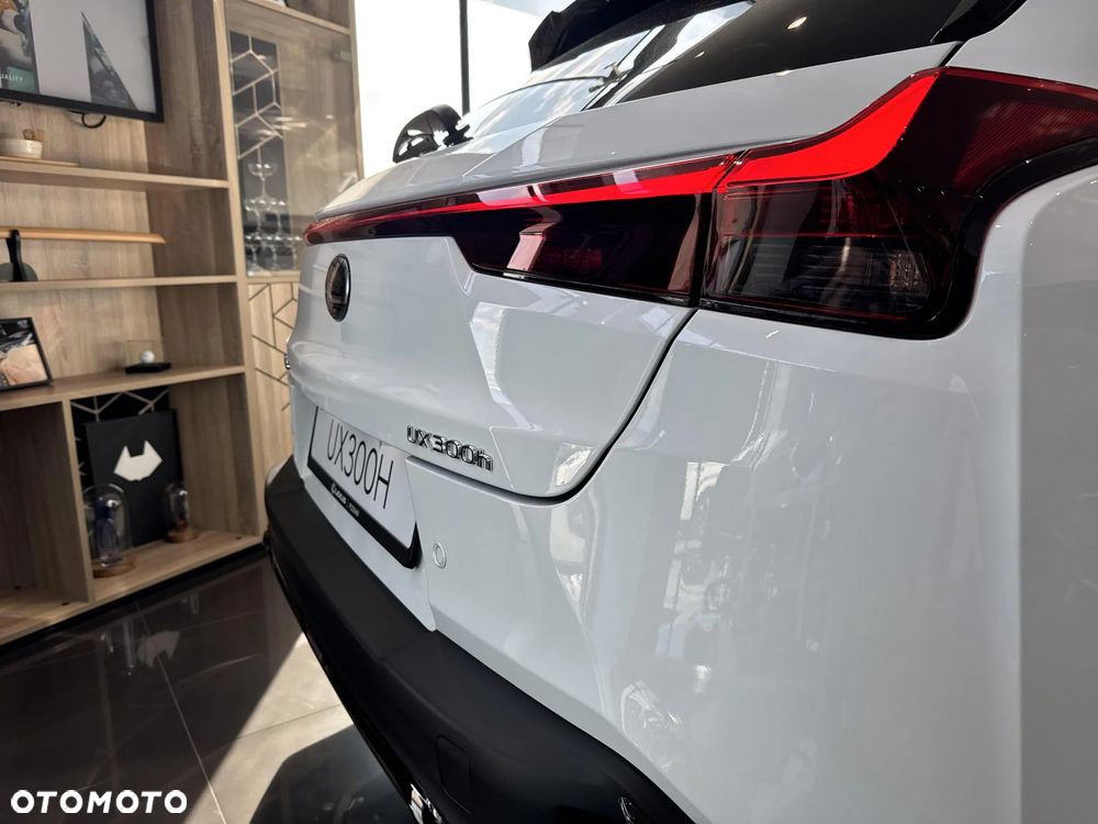 Lexus UX - 23