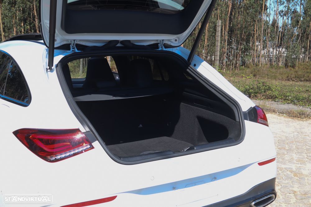 Mercedes-Benz CLA 250 e - 31