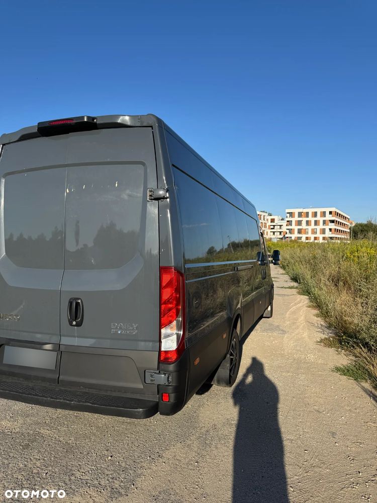 Iveco DAILY 35S18 - 9