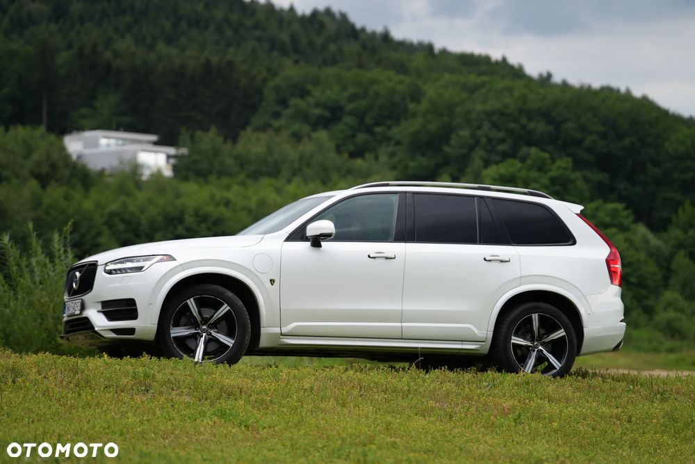Volvo XC 90 T8 AWD Plug-In Hybrid Momentum 7os - 13