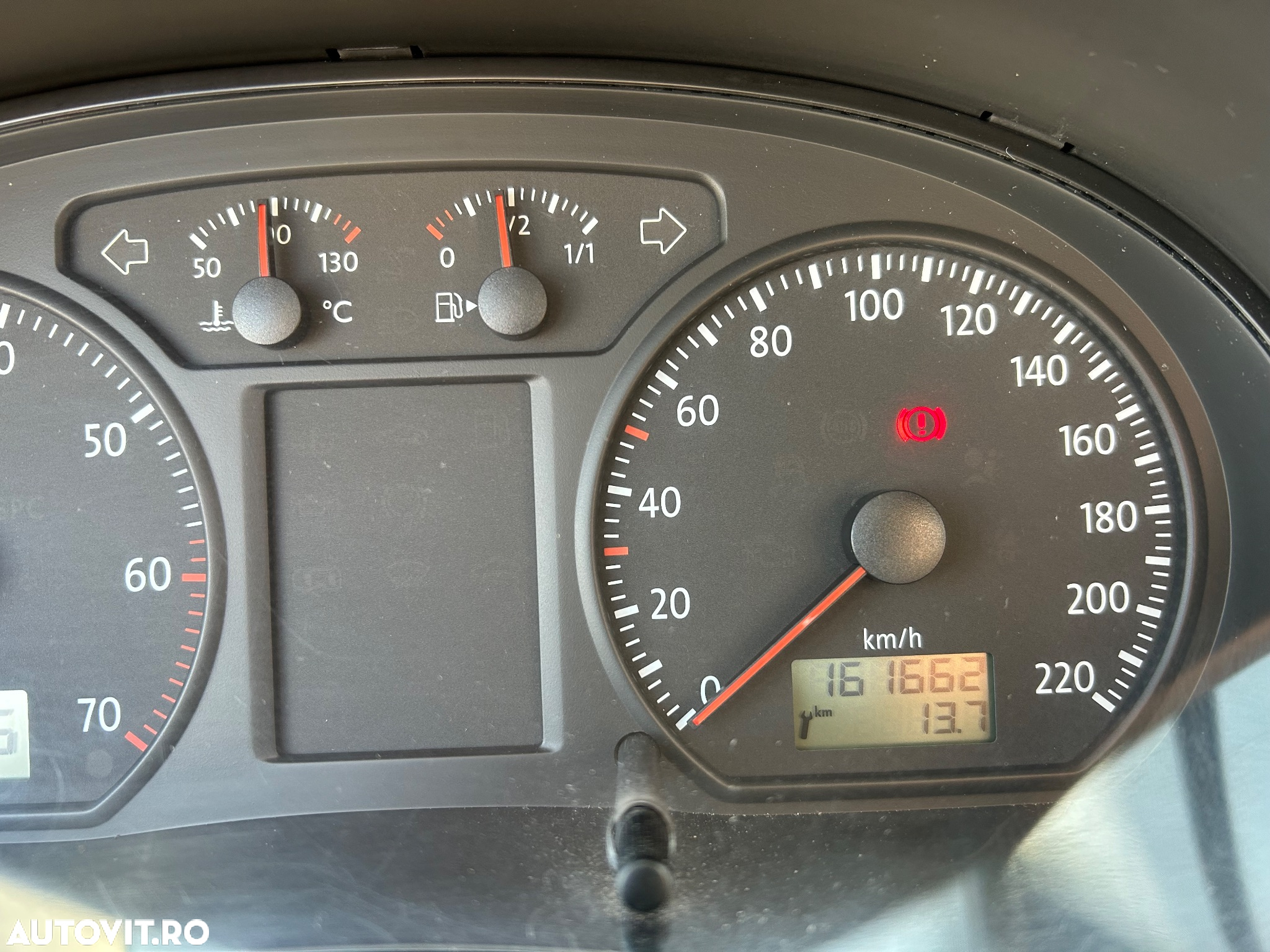 Volkswagen Polo 1.2 Attractive - 10