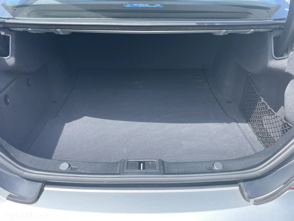 Mercedes-Benz CLS 500 - 25