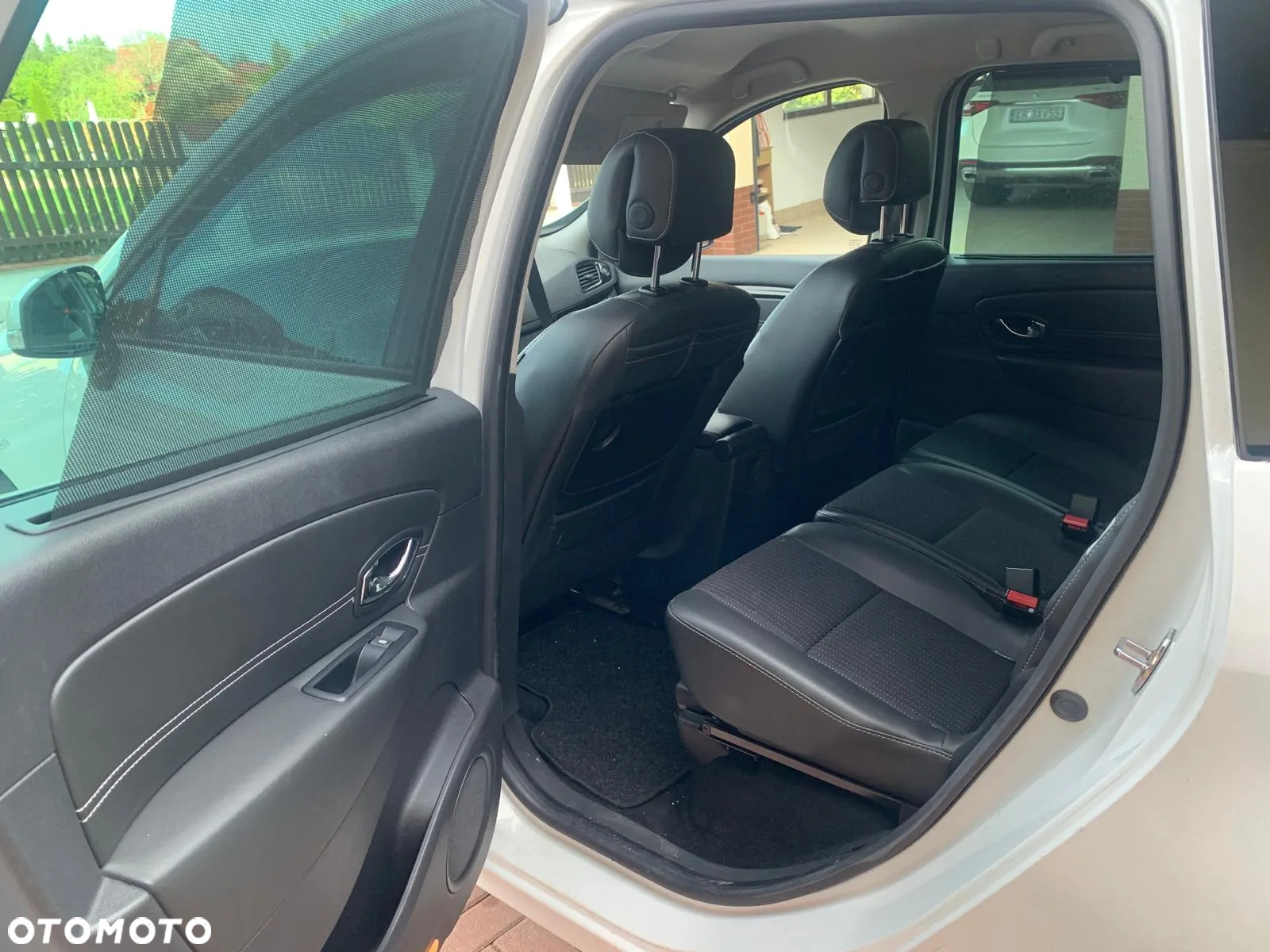 Renault Grand Scenic ENERGY TCe 115 Dynamique - 10