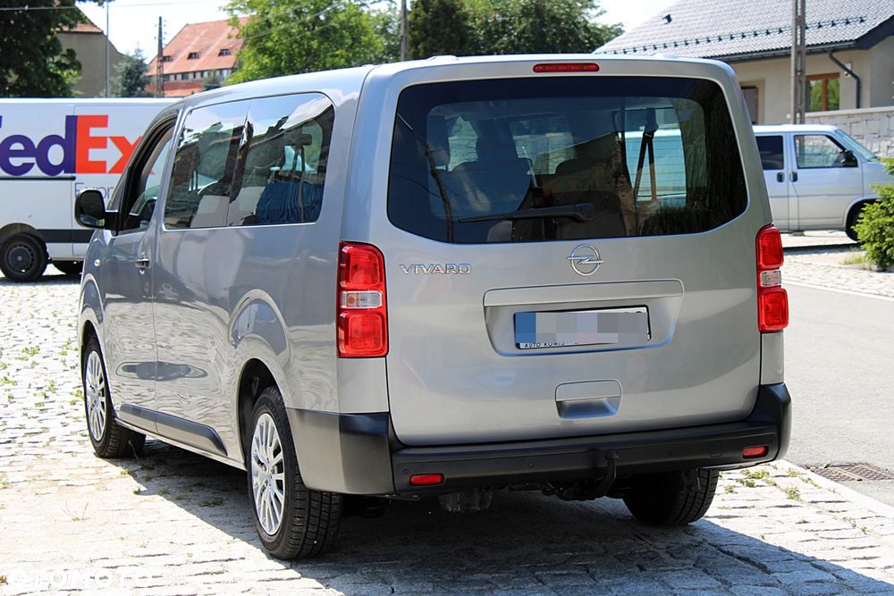 Opel Vivaro - 8