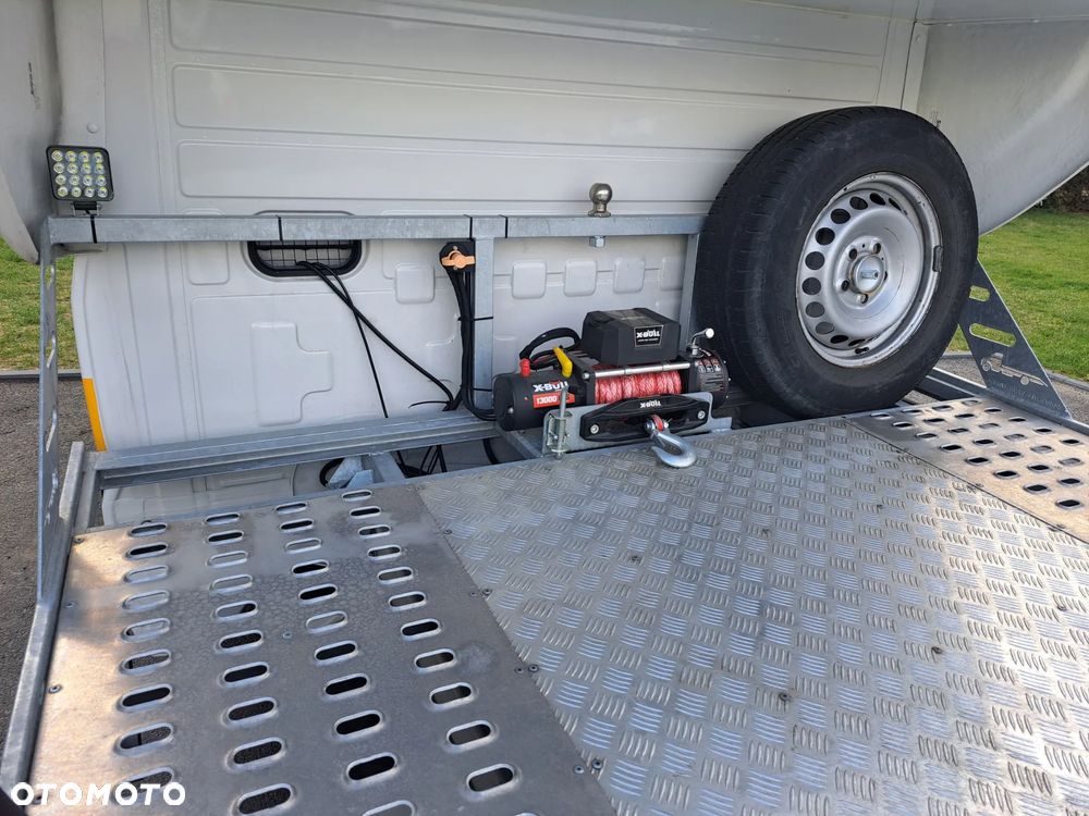 Volkswagen Crafter - 8