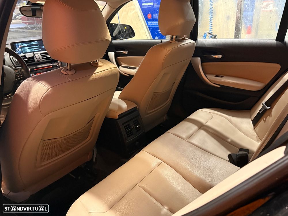 BMW 116 d EfficientDynamics Edition - 16