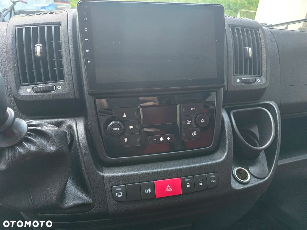 Fiat Ducato L1H1 teilverglast - 14