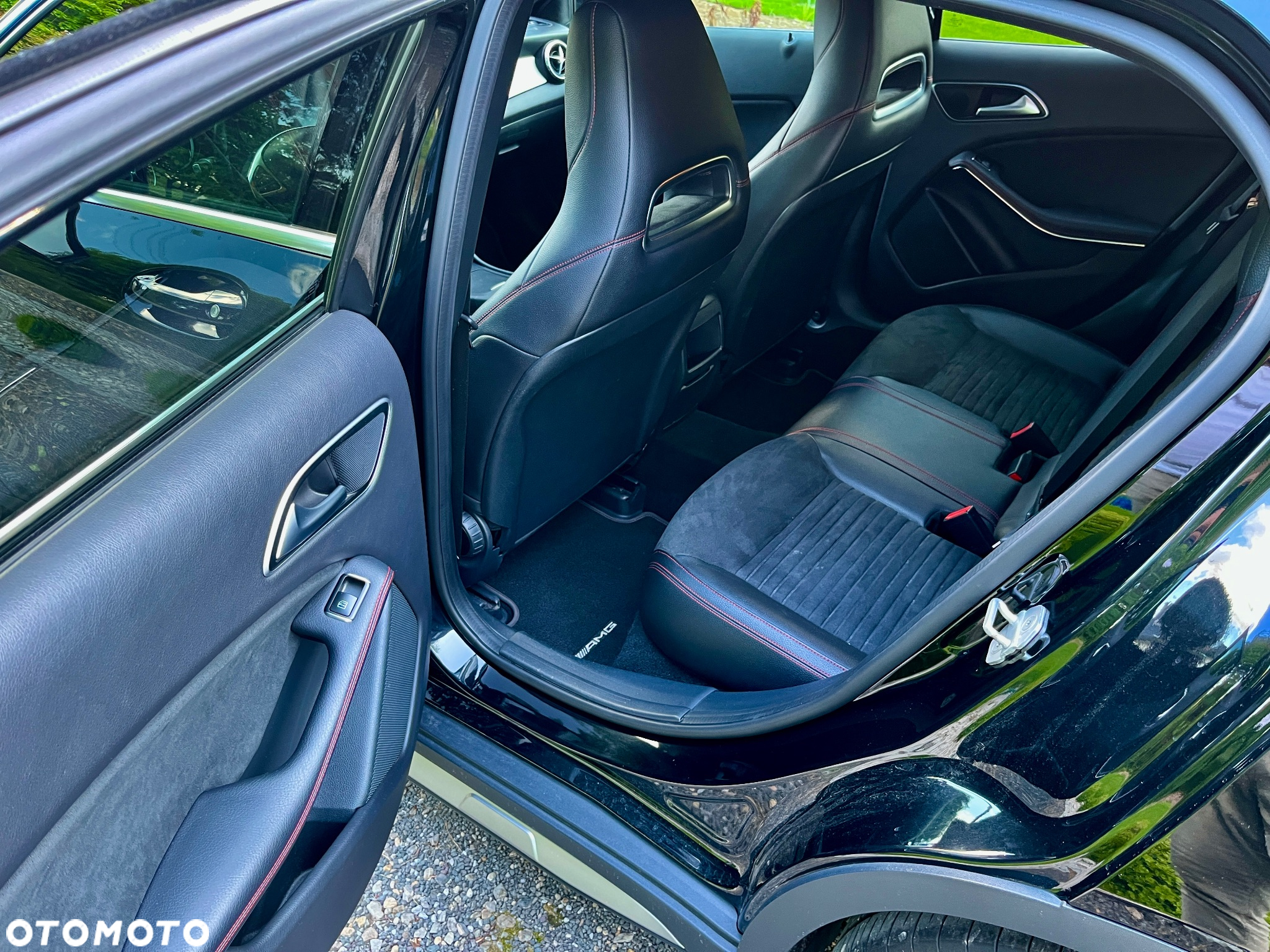 Mercedes-Benz GLA - 20